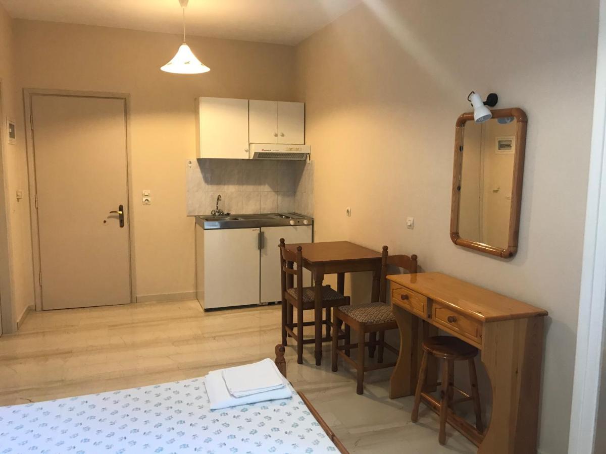 Marinos Studios Poros  Bagian luar foto